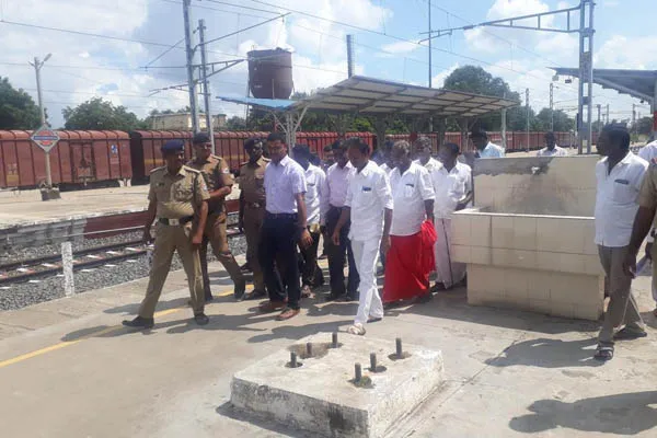 railway station inspection